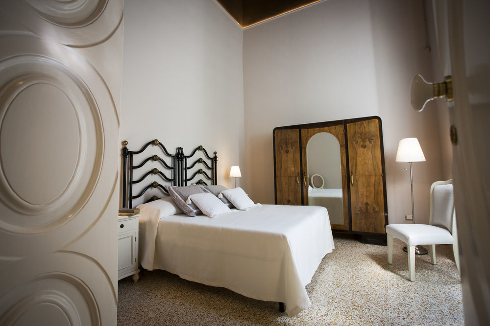 Palazzo Bregante Bed & Breakfast Monopoli Eksteriør bilde