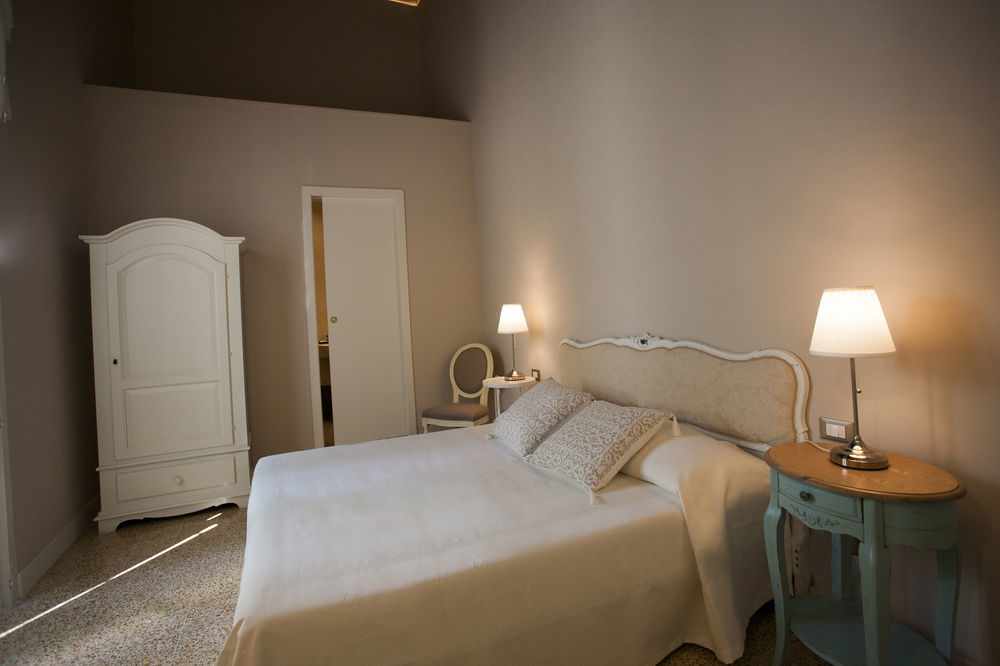 Palazzo Bregante Bed & Breakfast Monopoli Eksteriør bilde