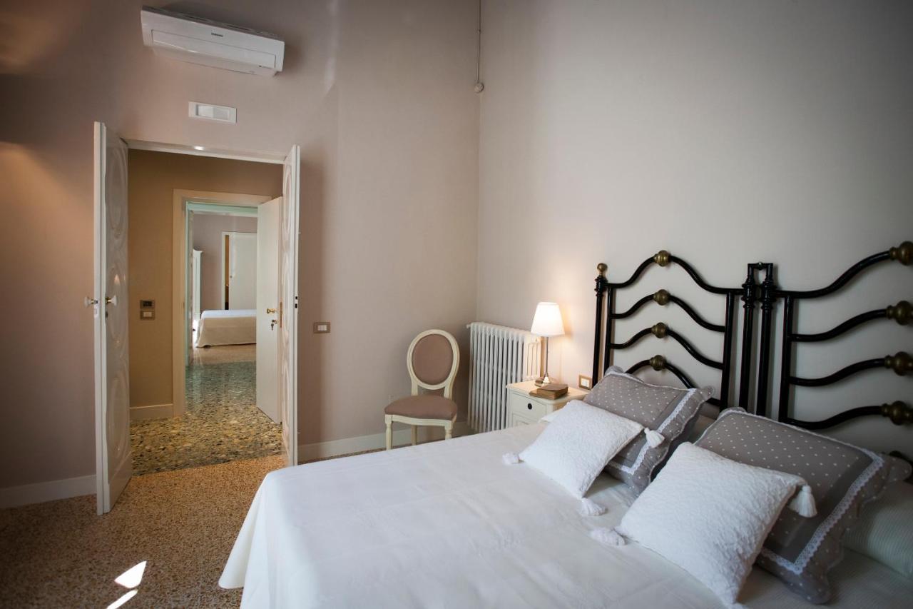 Palazzo Bregante Bed & Breakfast Monopoli Eksteriør bilde